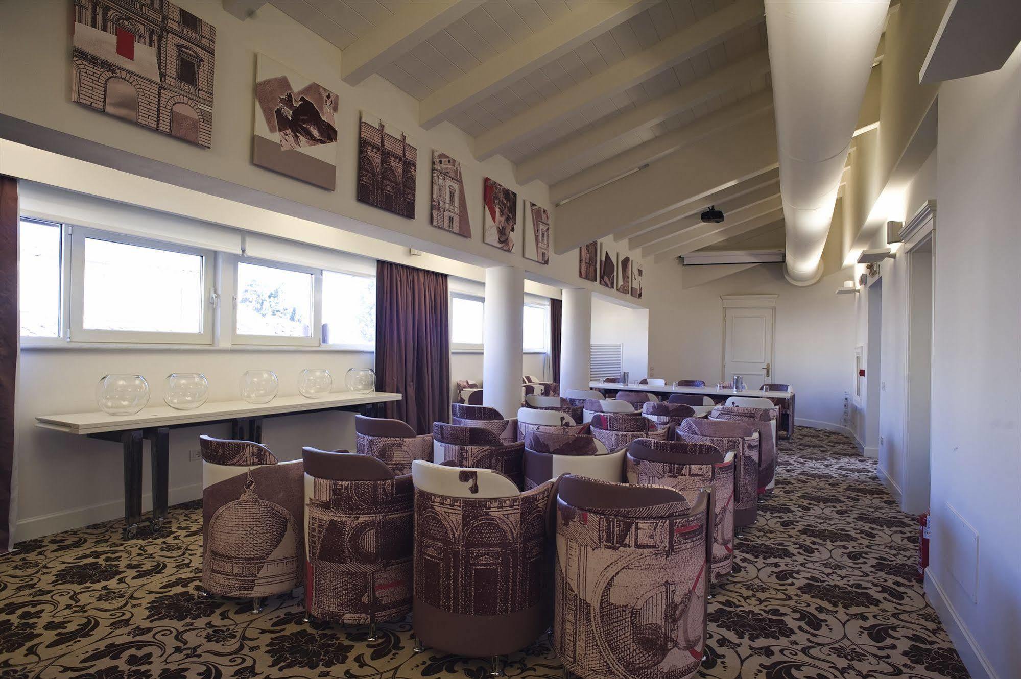 Hotel Armonia Pontedera Luaran gambar