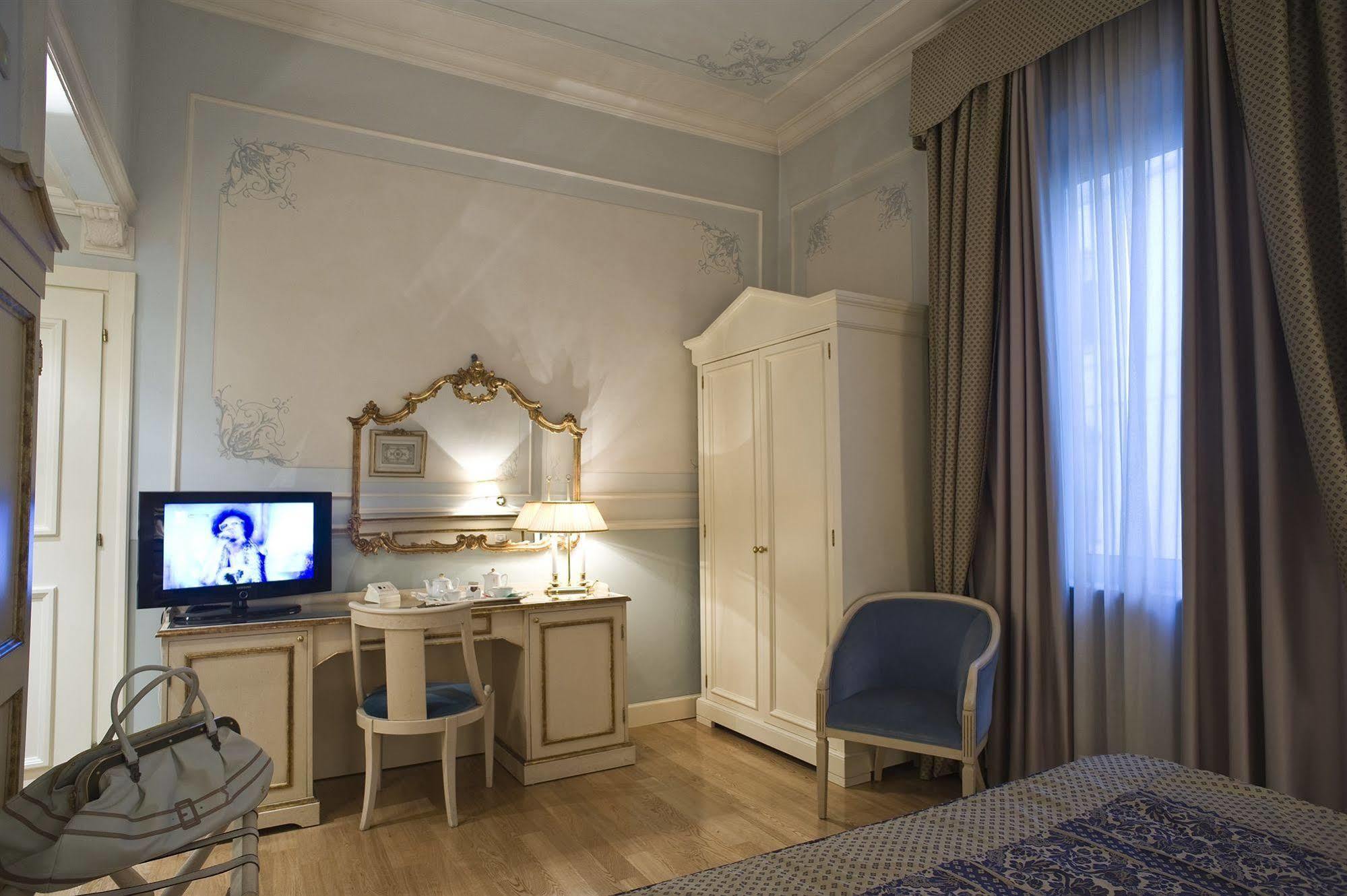 Hotel Armonia Pontedera Luaran gambar