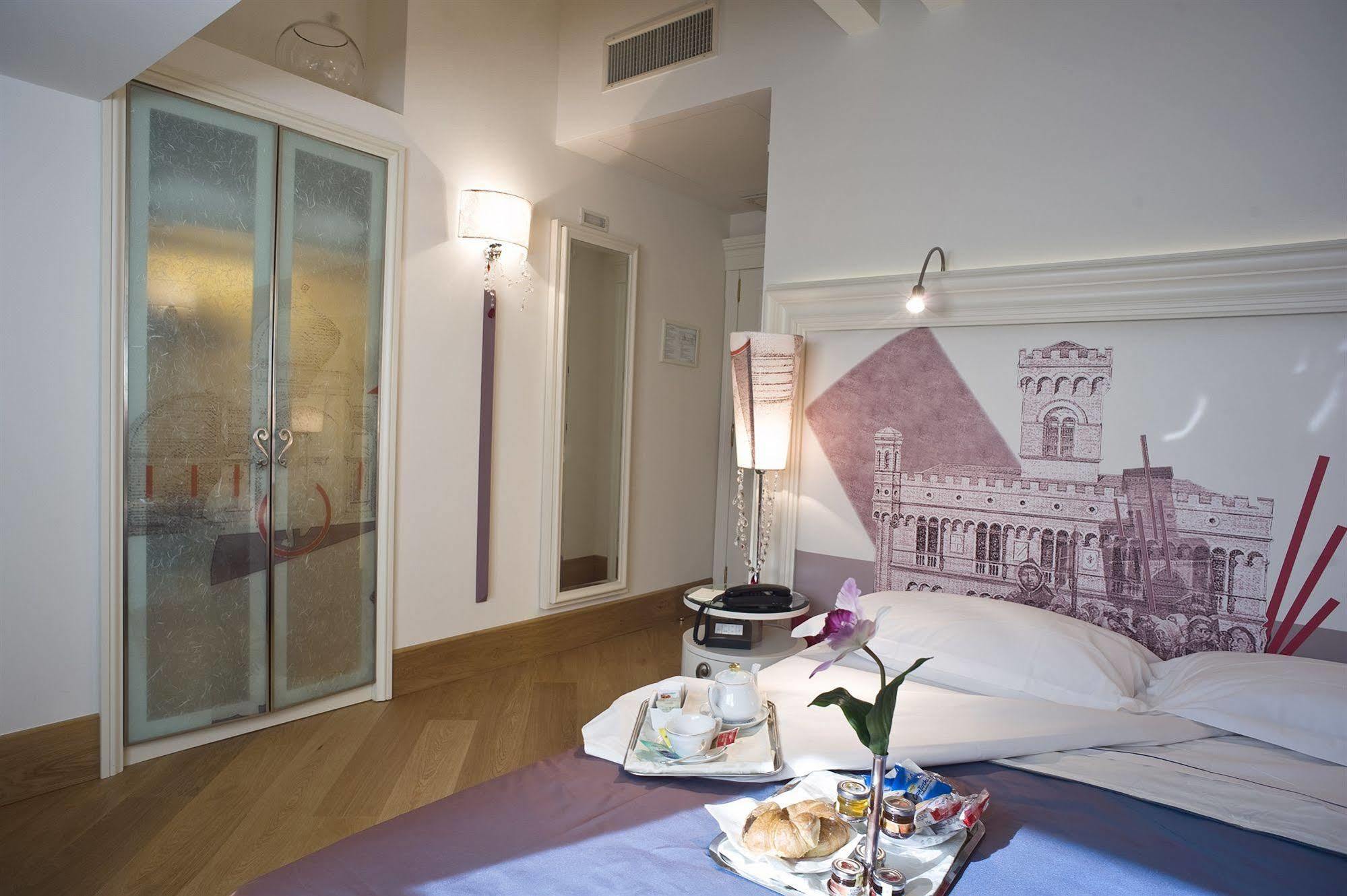 Hotel Armonia Pontedera Luaran gambar