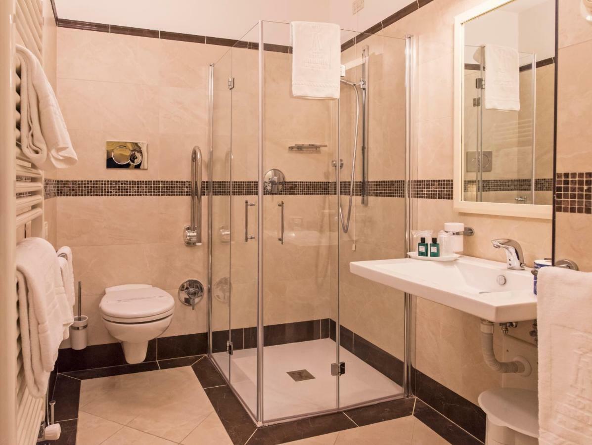 Hotel Armonia Pontedera Luaran gambar